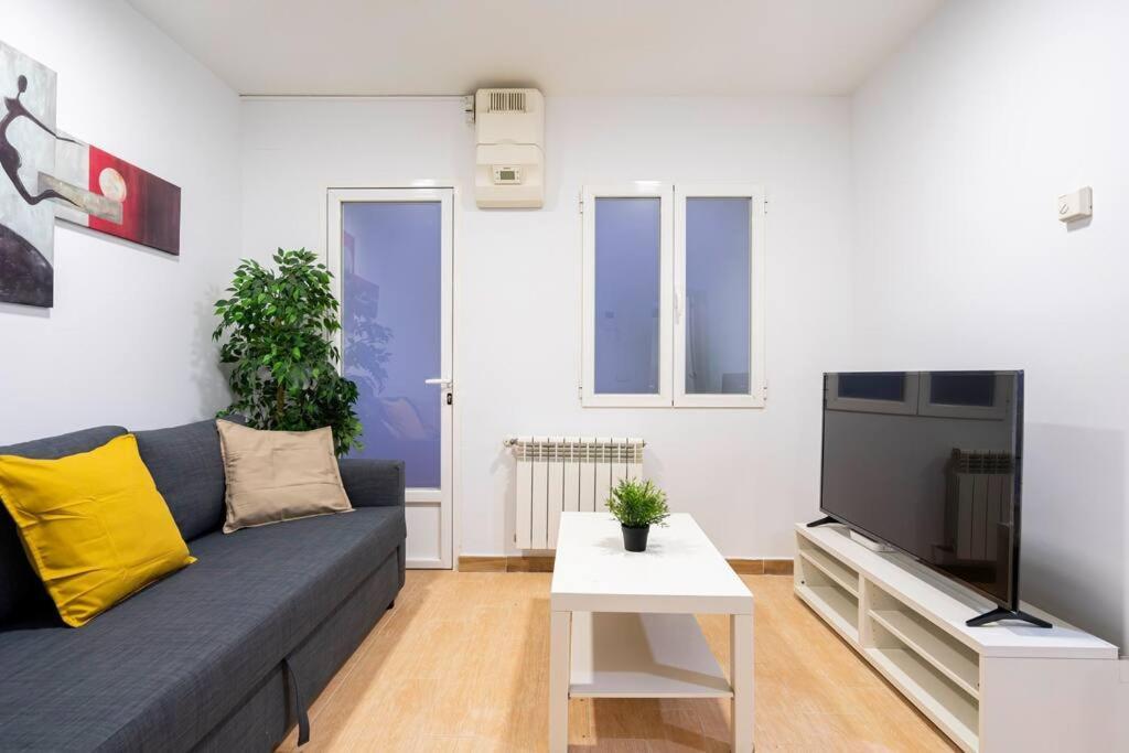 Acogedor Interior En Sotano En Barrio Salamanca - Boc5 Apartamento *